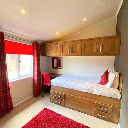 Benarty 11 With Private Hot Tub - Fife - Loch Leven - Lomond Hills - Pet Friendly Villa Kelty Kültér fotó