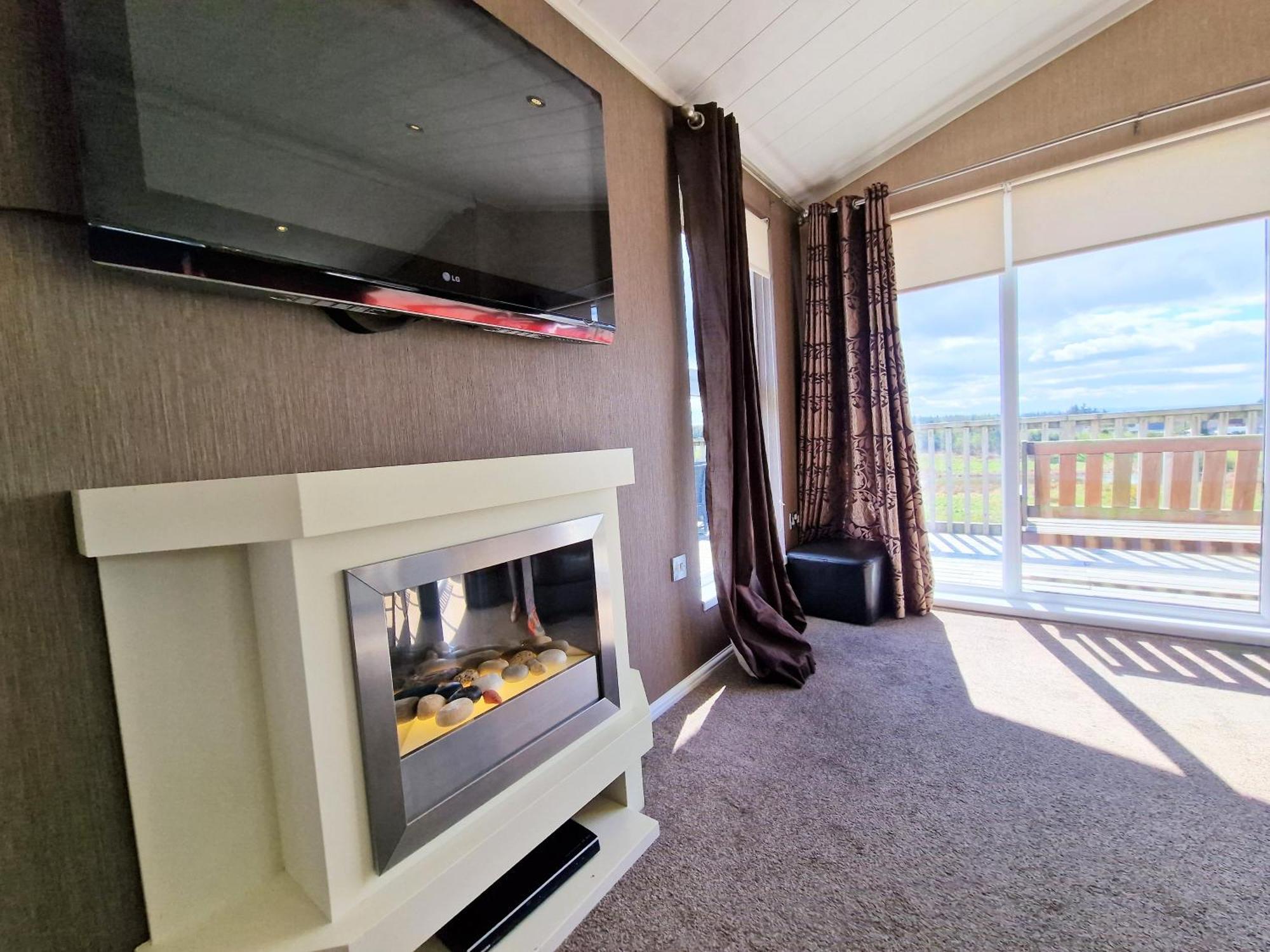 Benarty 11 With Private Hot Tub - Fife - Loch Leven - Lomond Hills - Pet Friendly Villa Kelty Kültér fotó